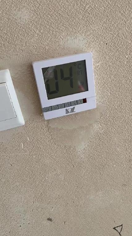 地暖面板不显示房间温度