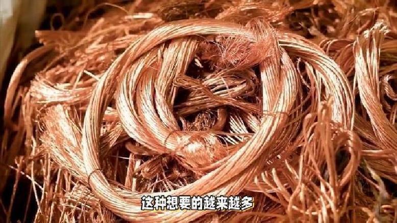 卢昱晓为啥资源这么好