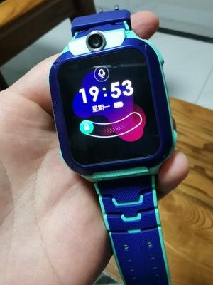 小天才电话手表Z5好还是Z6好