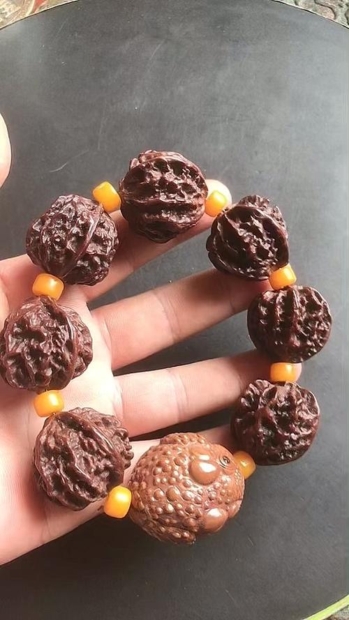 包浆的核桃图片