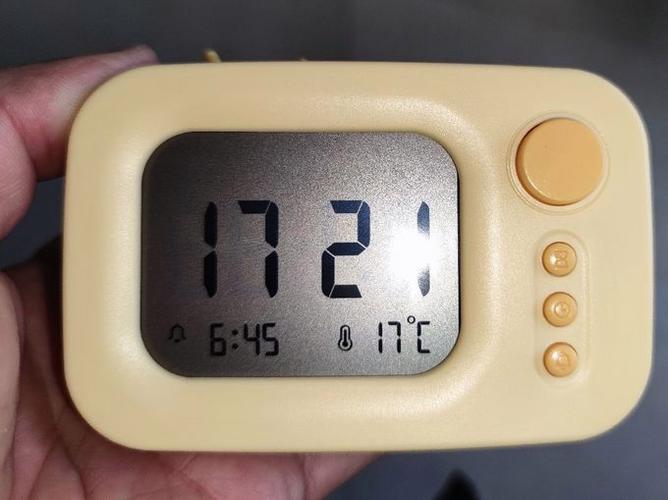 得力8826闹钟使用说明书