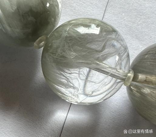 挣脱束缚打横行意思