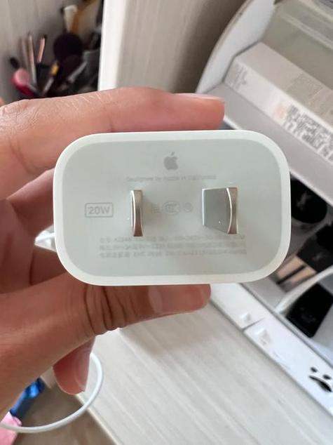 苹果11充电线是什么接口截图1