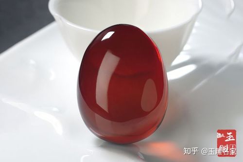 血珀用手机灯光鉴别 血珀用手机灯光鉴别