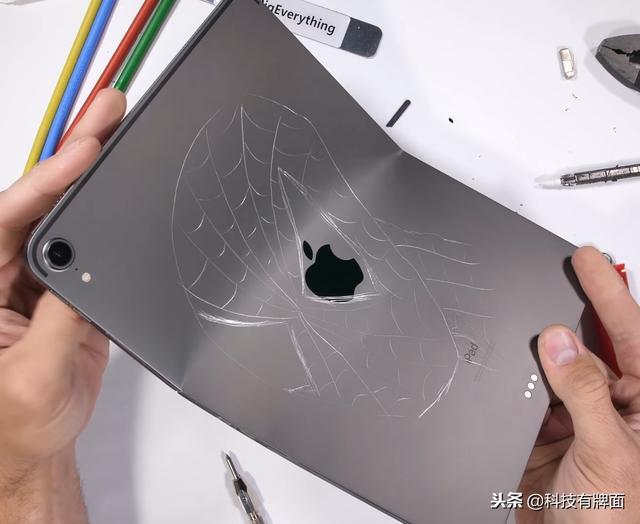 ipad弯曲影响正常使用吗