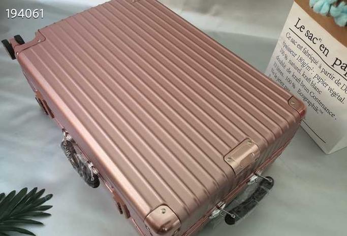行李箱闭合方式锁扣和拉链哪种好