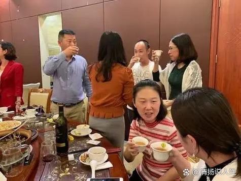 幽默拒绝异性请客吃饭