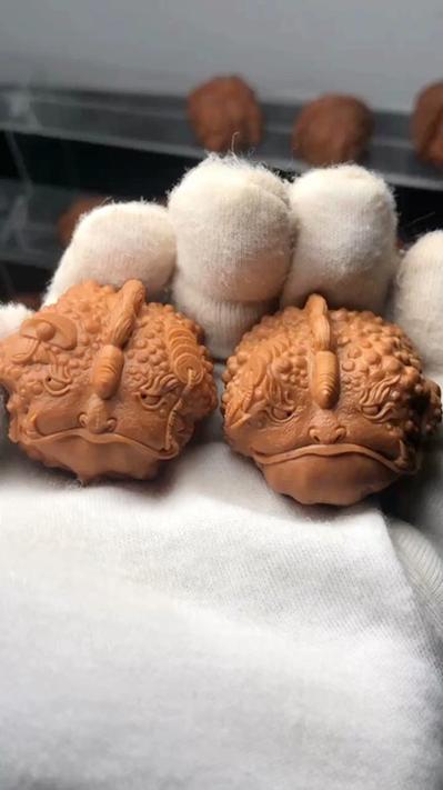 核桃怎么把玩