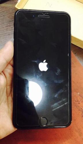 iphone7屏幕有白色光斑