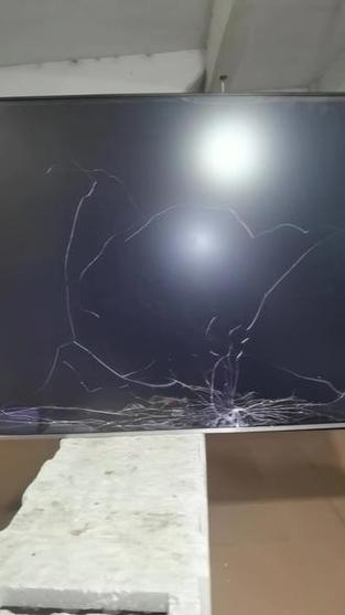 液晶显示屏维修截图2