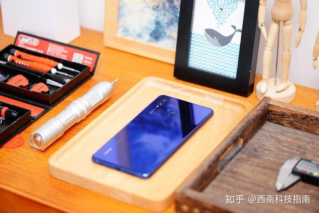 荣耀十换后盖多少钱