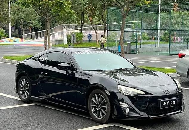 20万纯手动挡的车