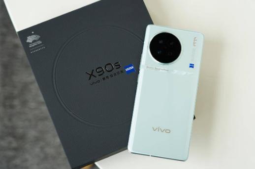 vivo手机s和x系列哪个好