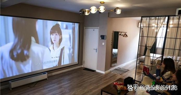 投影仪可以投墙上吗