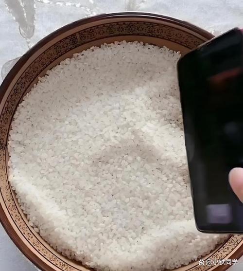 手机进水放米里多久能拿出来截图3