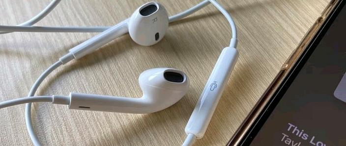 为什么苹果有线耳机插上还是外放