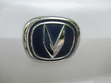 v一个圈是什么牌子