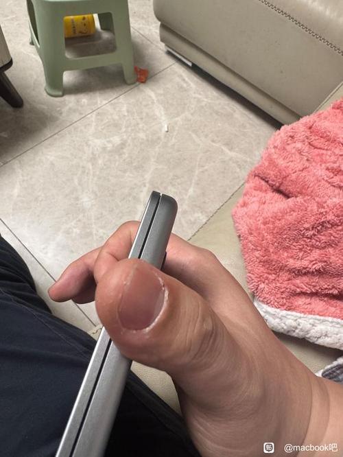电脑为什么合上盖子还关了