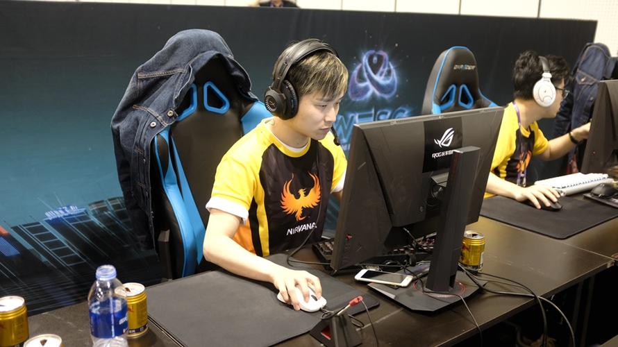 csgo如何跟好友一起玩