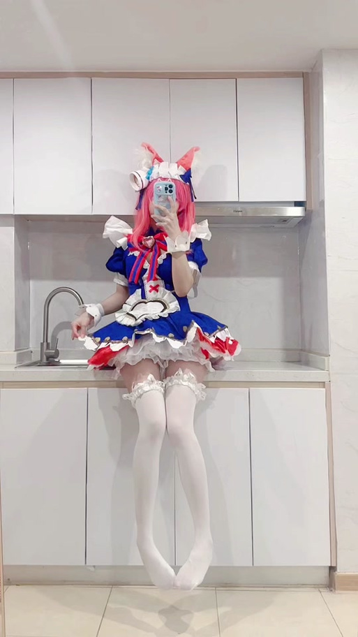 cos女仆咖啡