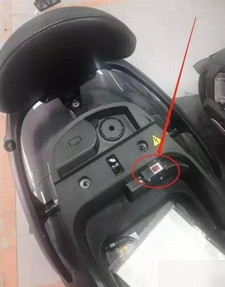 电动车关钥匙响一下怎么关闭