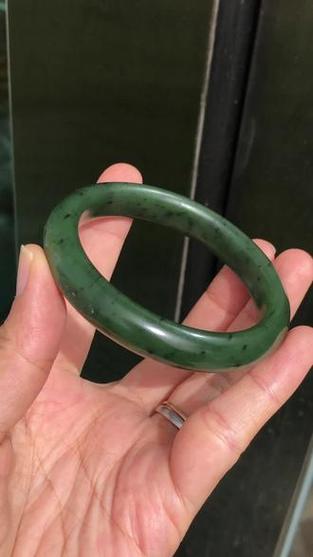 碧玉菠菜绿发黑好吗 碧玉菠菜绿发黑好吗