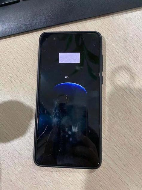 华为手机突然一直震动