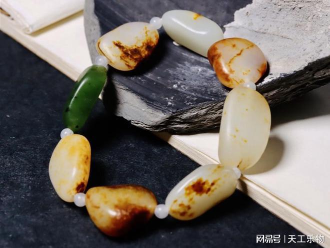 玉能盘出包浆吗