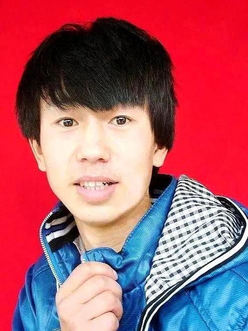 庞麦郎个人资产多少亿