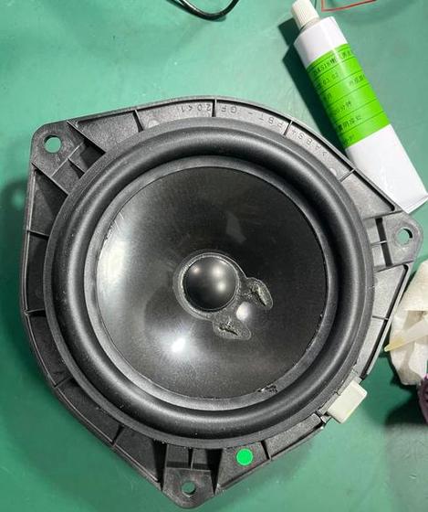 电脑桌面扬声器不见了怎么办