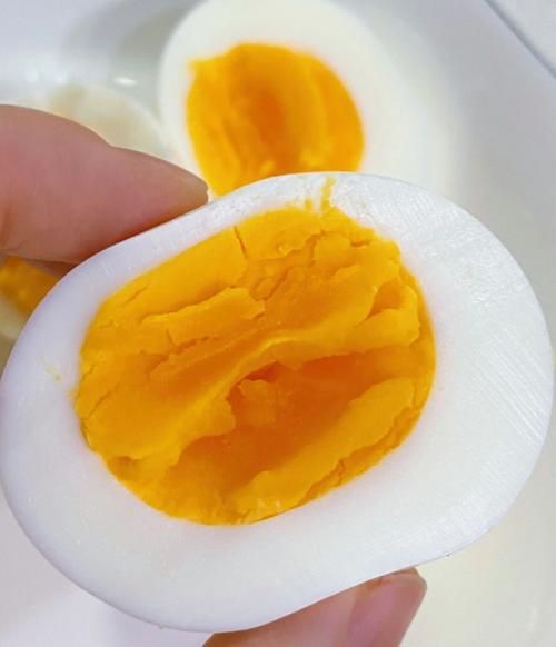 一晚上能放几十个臭鸡蛋味的屁
