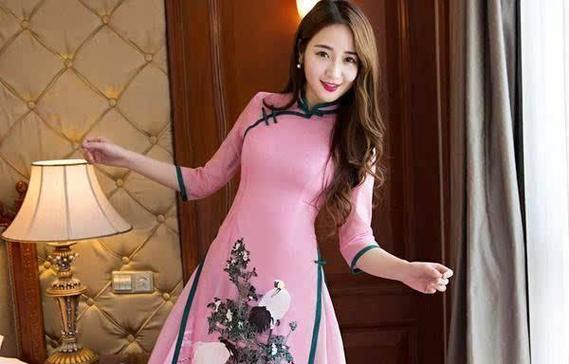 八个字夸美女