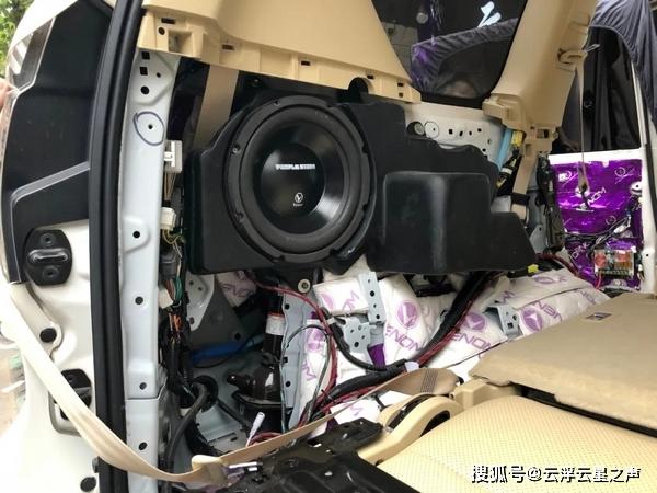 华宝音响外接电池最简单三个步骤