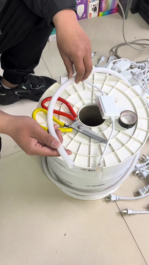 满天星灯串断了要怎么接线