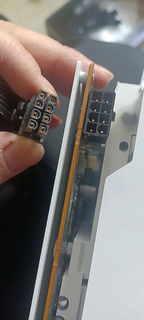 8pin显卡插6pin能用吗