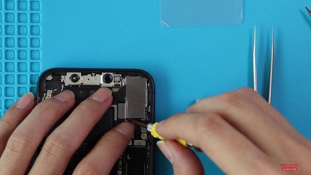 iPhone11换摄像头