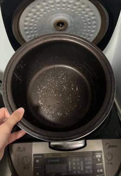 电饭煲长期闲置会坏吗