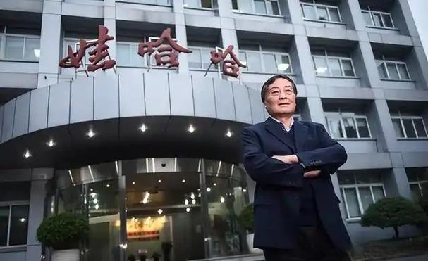 聚丰园董事长个人简历