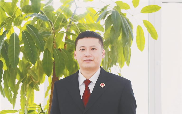 水墨艺术张明宇个人简历