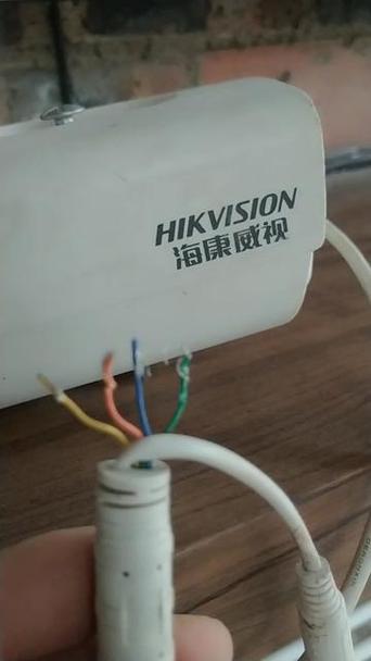 海康摄像头网口四线怎么接