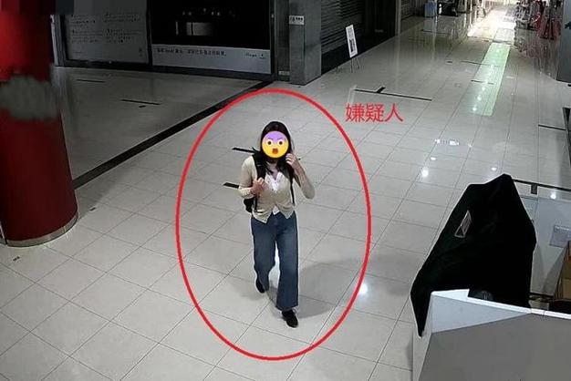 男扮女装被农民工发现