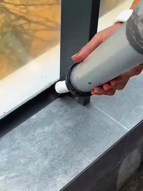 窗户与墙缝之间密封胶