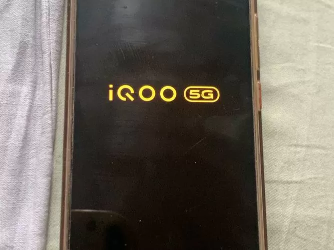 手机关机闹钟还会响吗iQOO
